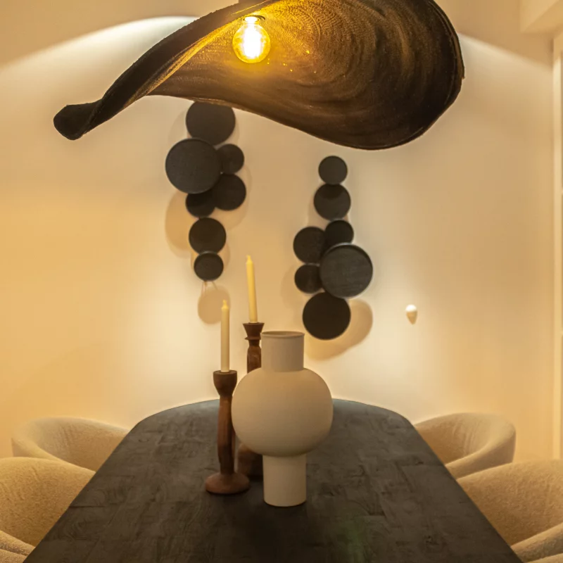 Designer tafel met lamp